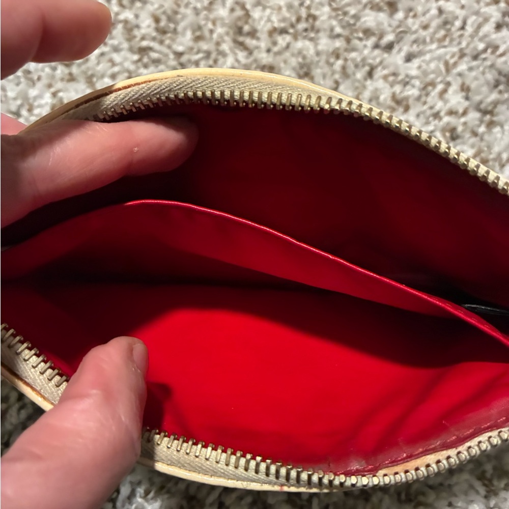 Dooney & Bourke Cream Leather Wristlet - Picture 4 of 4